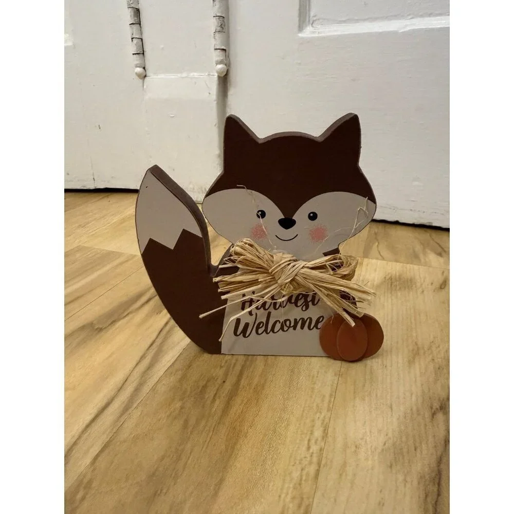 Harvest Welcome fox decor